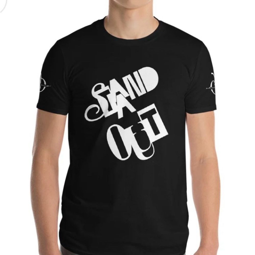 NWOT “Stand Out” Black Graphic T-Shirt